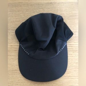 Womans Lululemon baseball hat